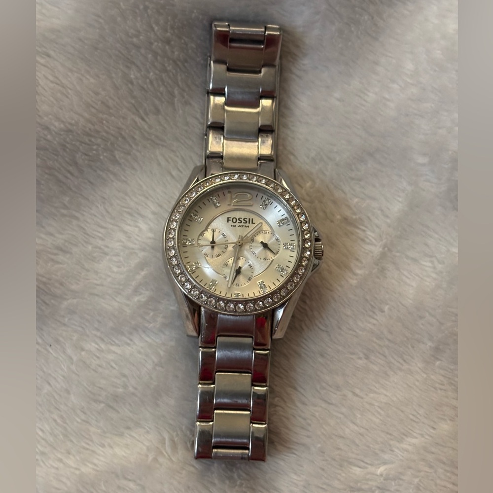 Fossil Riley Multi-Function Stainless Steel Watch - Picture 3 of 9